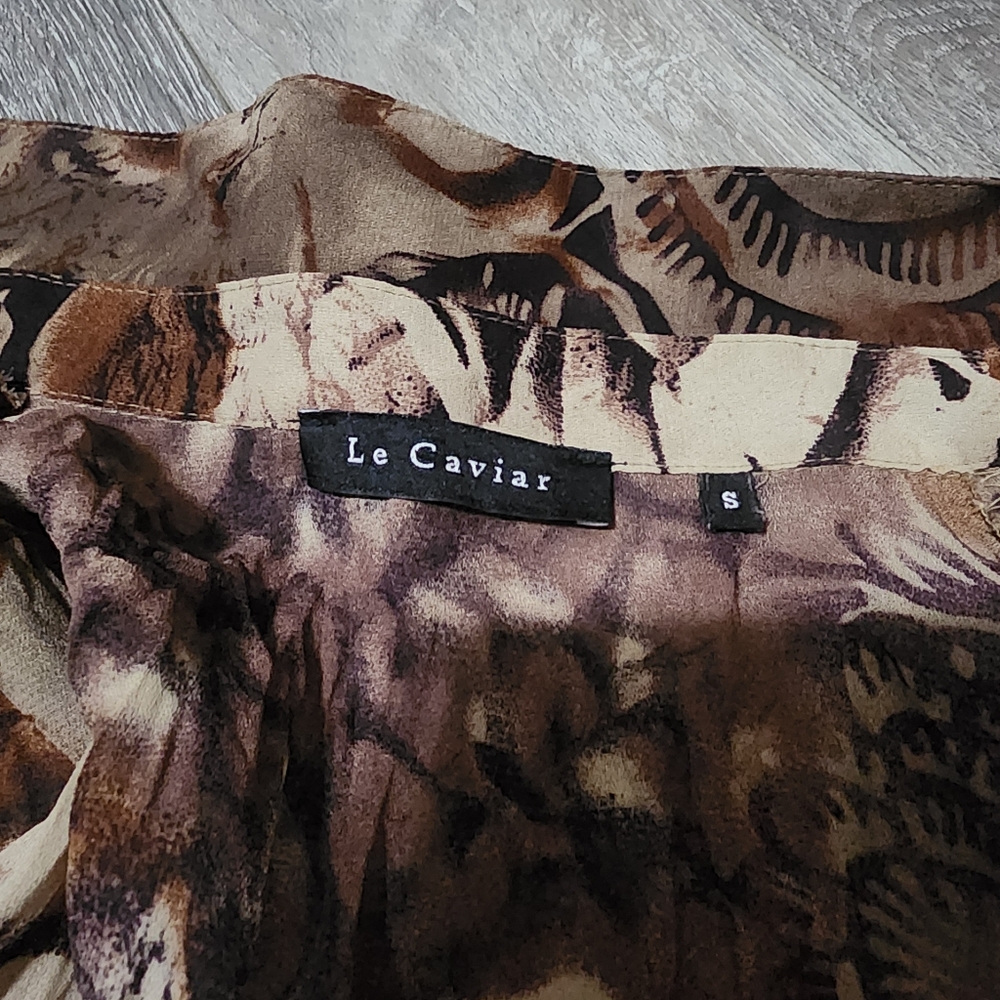 Le Caviar Abstract Patterned Blouse With Lace Trim - Picture 8 of 8